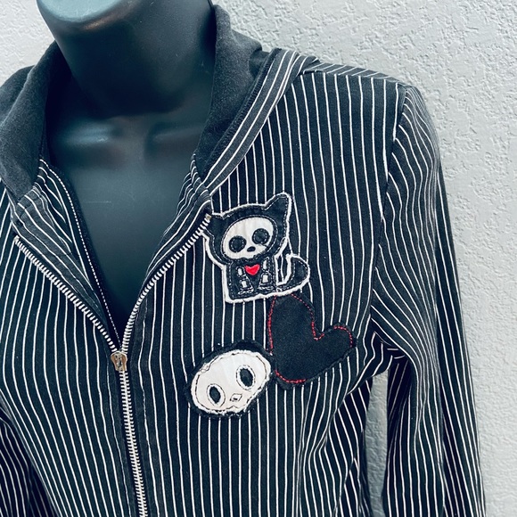 Skelanimals by Tripp NYC Pinstriped Hooded Sweatshirt - FITS LIKE WOMEN’S SMALL - Picture 3 of 6